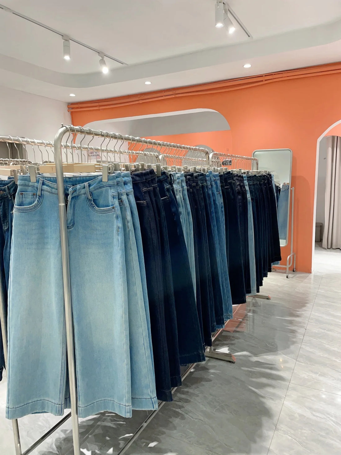 Lightweight Sports Skirt – Breathable Activewear with Inner Layer