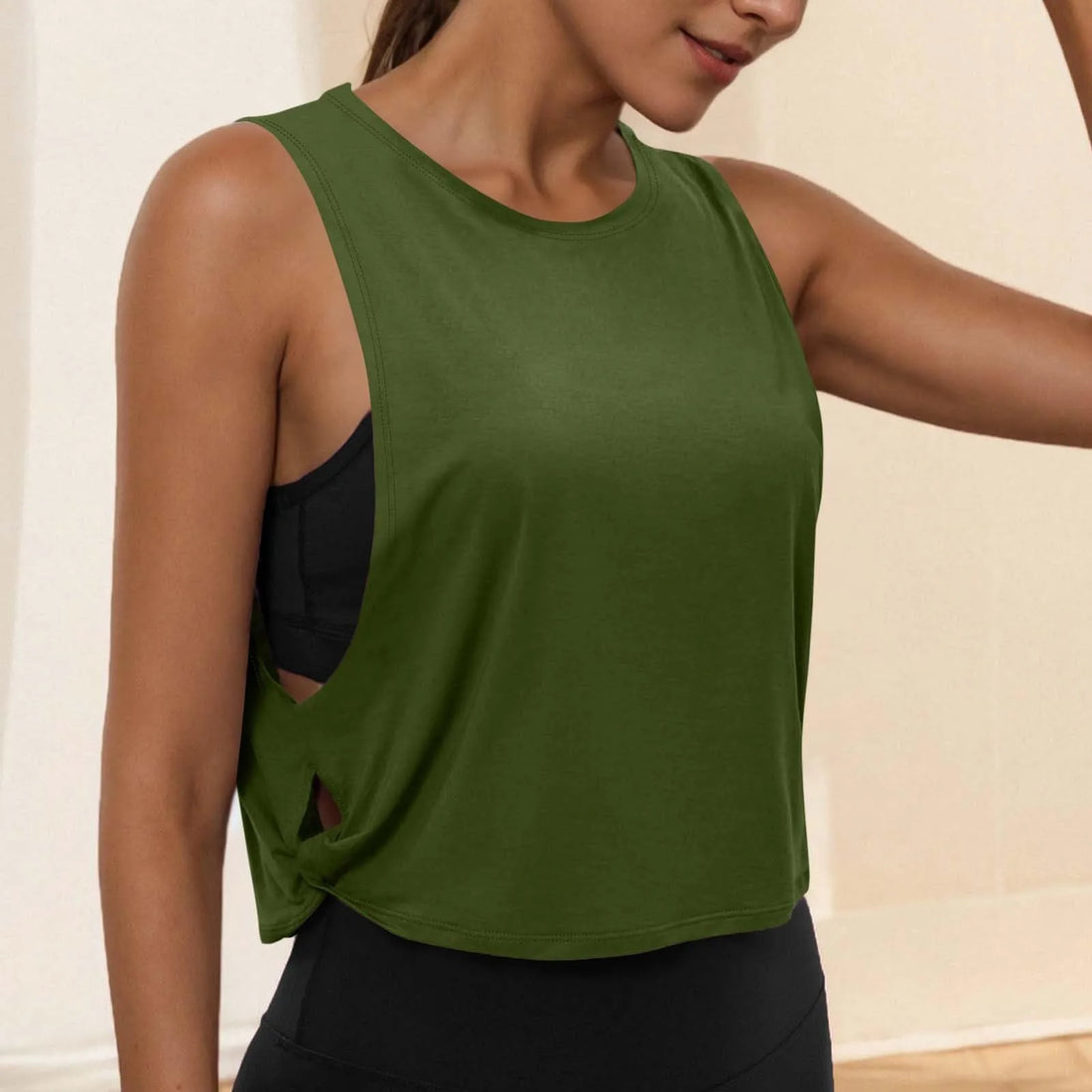 Breathable Sleeveless Yoga Tank Top – Cool & Comfortable
