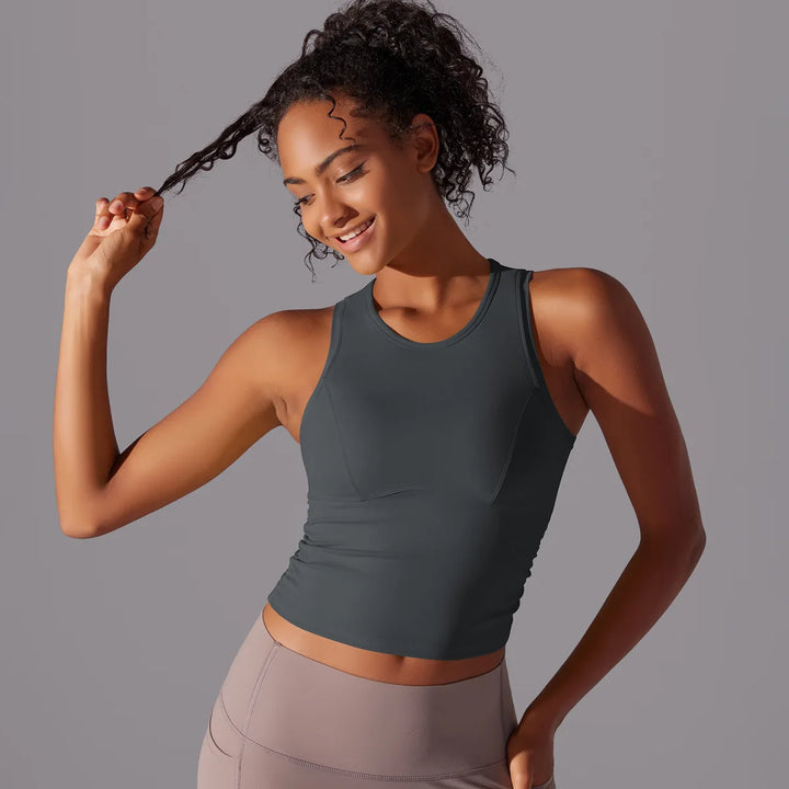 Slim-Fit Yoga Tank Top – Breathable & Quick-Dry
