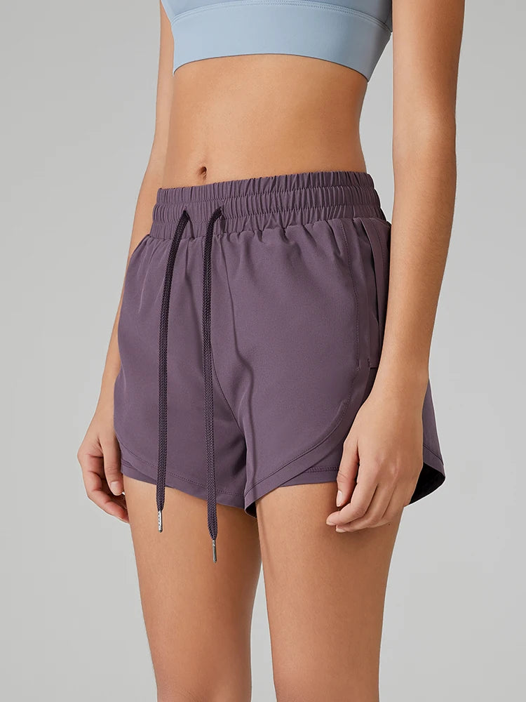 Double Layer Sports Shorts – Loose Fit with Side Pockets