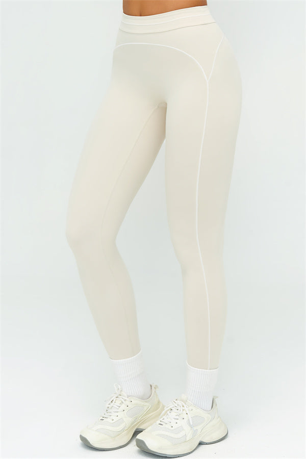 The Amara Sports Bra Leggings 2-Piece Set